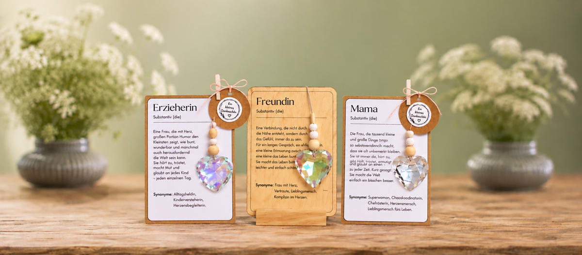 Sonnenfänger als Geschenke für Frauen oder Freundinnen oder Mütter mit Karten und Vasen