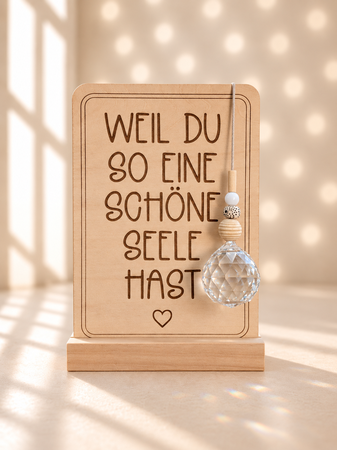 Personalisierte Holzkarte "Weil du so eine schöne Seele hast" mit Namen und Sonnenfänger Kristall, Geschenk für beste Freundin beige