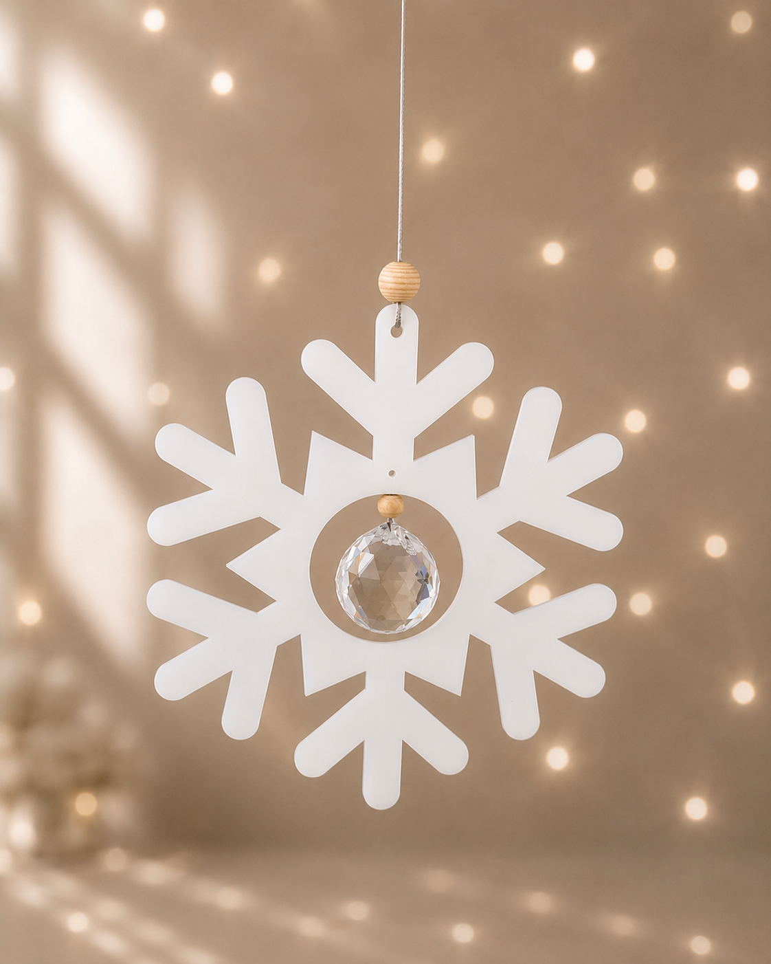 Sonnenfänger Schneekristall aus weißem Acrylglas